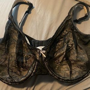 Cacique Bra 38H lace unlined